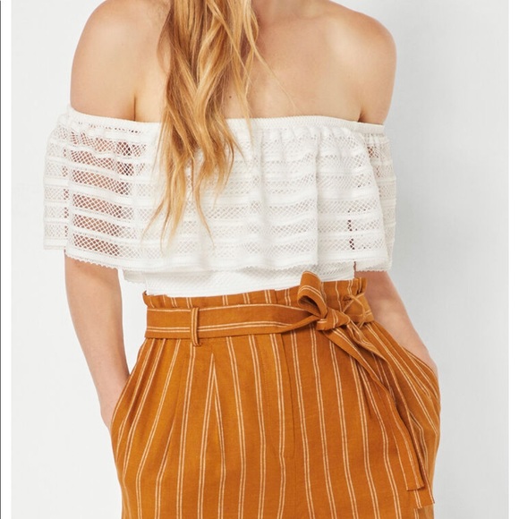 BcbgMaxazria Laced Ruffle Bodysuit NWT - Picture 3 of 9